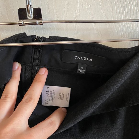 aritzia Talula beeklee skort gray size 4 - Picture 5 of 6